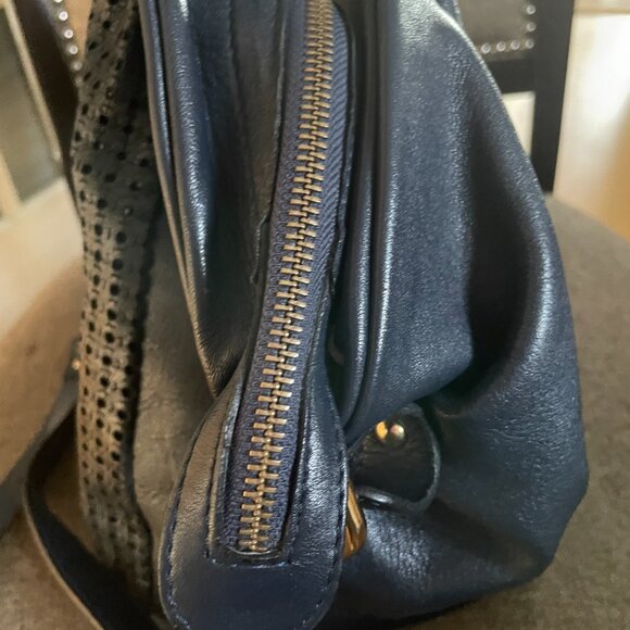 Baldinini perforated large navy leather bag - Picture 11 of 12